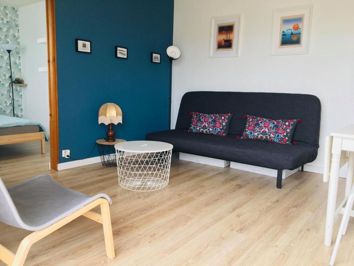 Bleu Sale - F2 Courseulles Avec Balcon Courseulles-sur-Mer Exterior foto