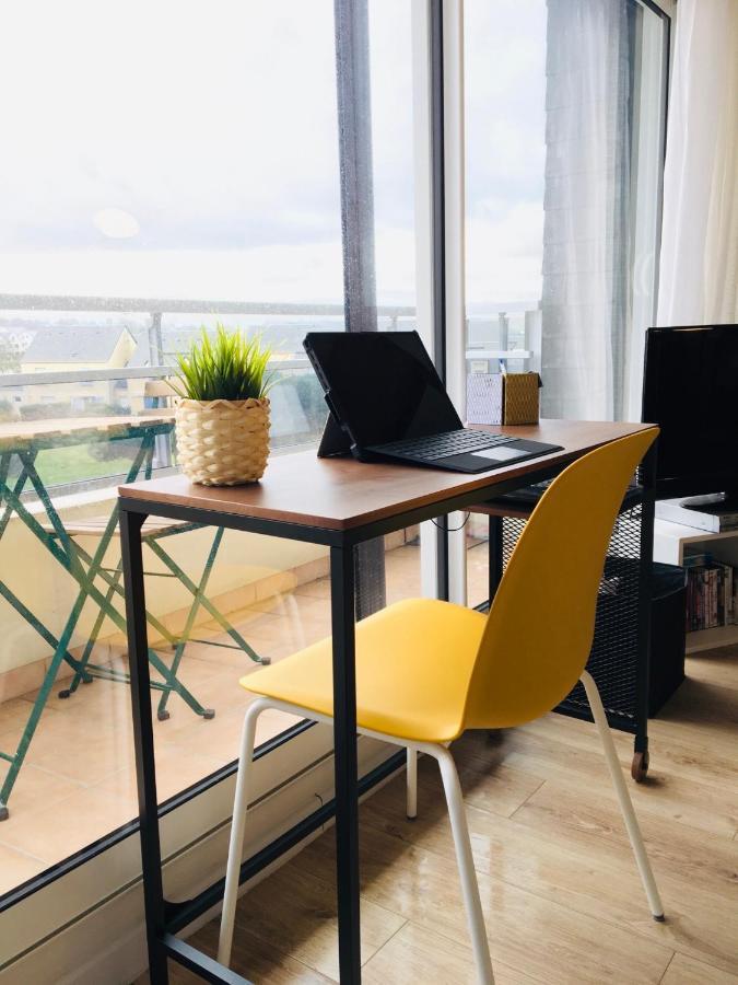 Bleu Sale - F2 Courseulles Avec Balcon Courseulles-sur-Mer Exterior foto